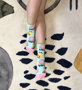 donut-worry-womens-crew-socks-2-oooh-yeah-socks
